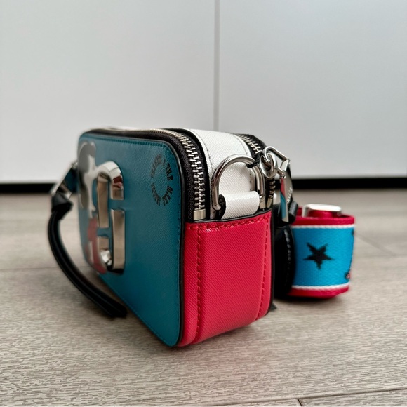 Marc Jacobs Blue and Red Peanuts Edition Lucy Snapshot Shoulder Bag NWT - Picture 9 of 12